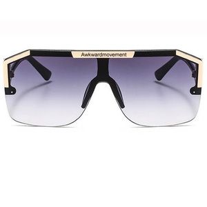 Unisex sunglasses ( See in style)